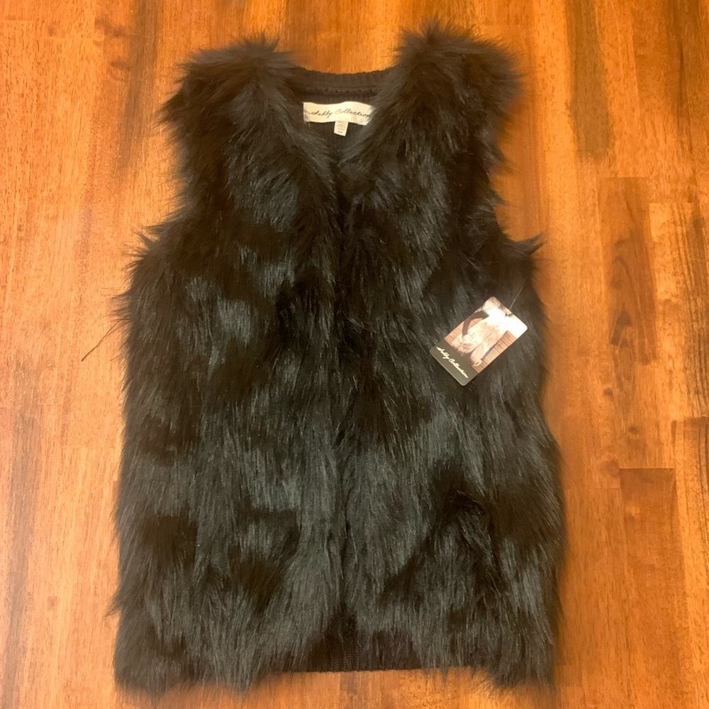 Sebby Collection faux fur vest.  NWT Small Black Sweater back with hook 70’s